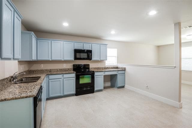 Building Photo - 10556 Midway Dr