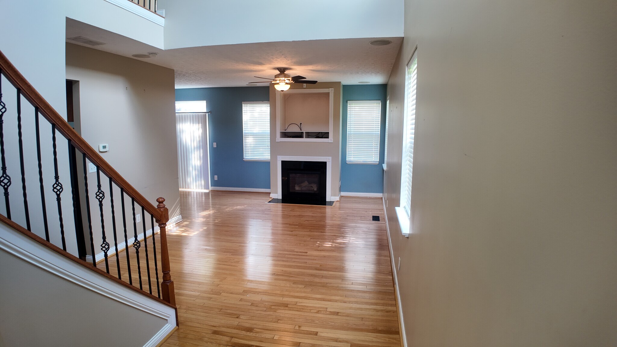 Building Photo - 3505 Thorngate Dr