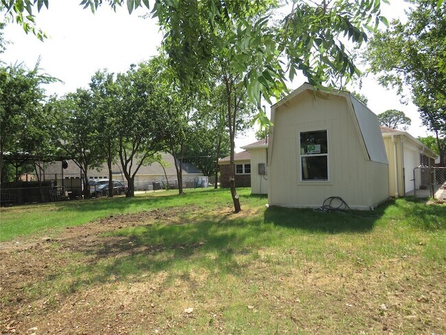 Building Photo - 3316 Darby Ln