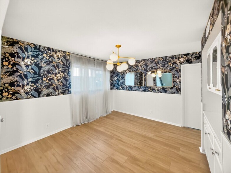 Building Photo - 13626 Cerise Ave