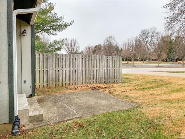 Building Photo - 1101 Woodgate Dr