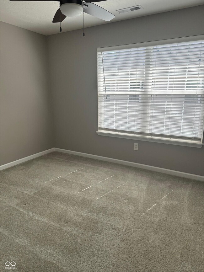 Building Photo - 9623 Prairie Smoke Dr