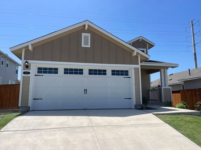 Building Photo - Look & Lease Special - $500 Off First Month - Deposit Free Option - Move in by February 14th  wit...