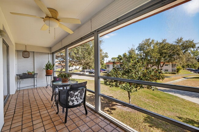 Building Photo - 1225 NW 21st St