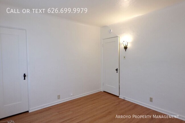 Building Photo - 3216 Brandon St