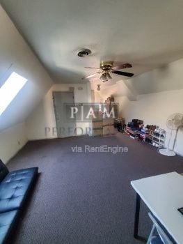 Building Photo - 2136 W Michigan St