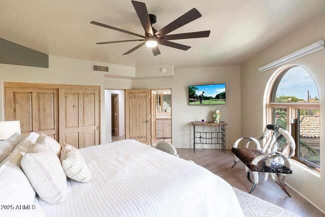 Building Photo - 10420 E Morning Vista Ln