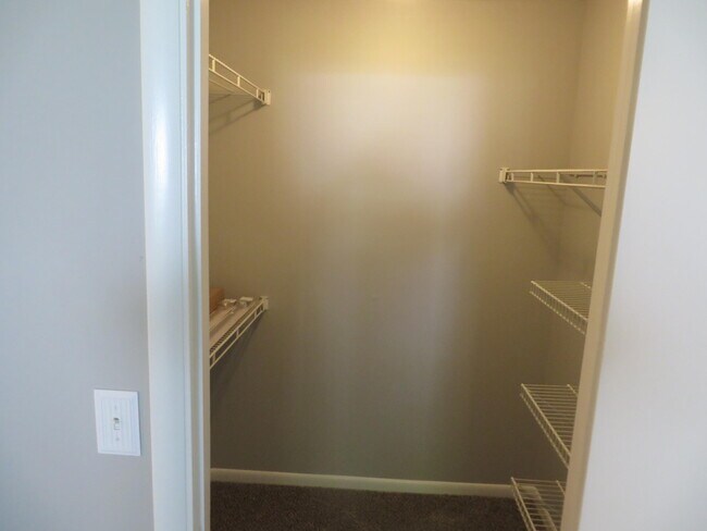 Building Photo - 310 Timber Ridge Dr