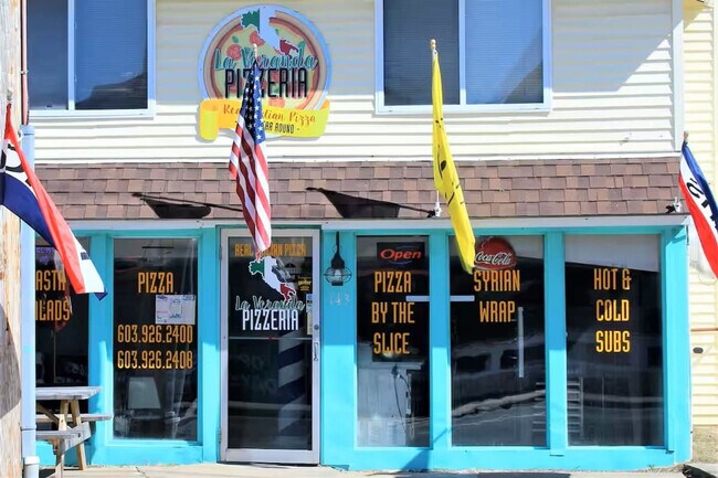 Building Photo - 12 Epping Ave