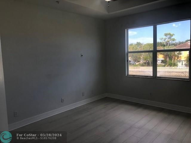 Building Photo - 1018 Pipers Cay Dr