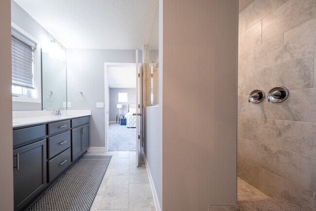 Building Photo - 8380 Abercrombie Ln