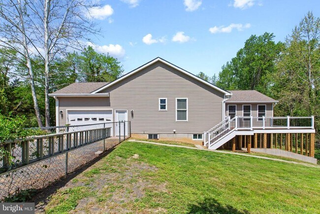 Building Photo - 24524 Ruff Ruff Ln