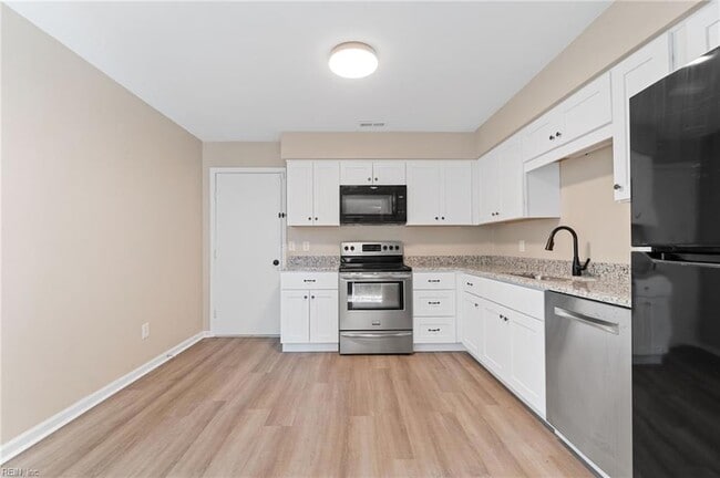 Building Photo - 5416 Heatherton Ct