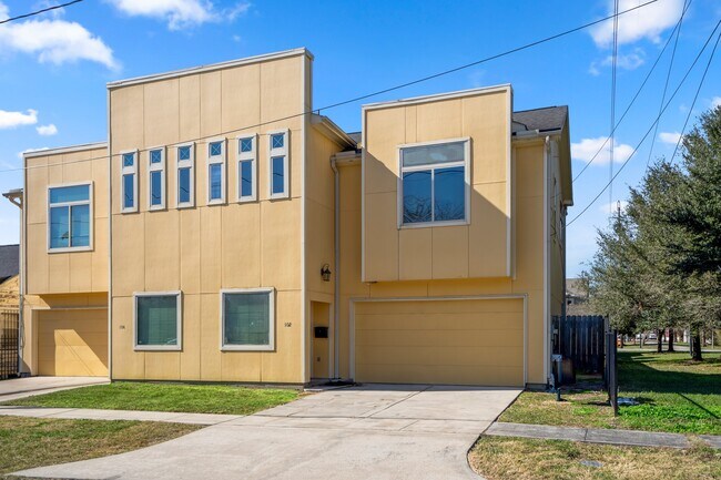 Building Photo - 104 Estelle St