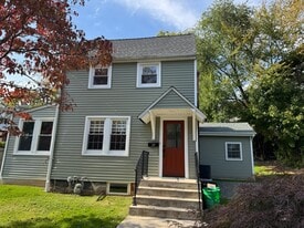 Building Photo - 24 S Rockland Ave