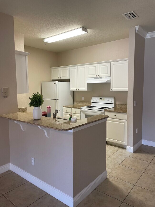 Building Photo - 303 Southern Pecan Cir