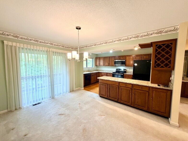 Dining and Kitchen - 40 Crossroads Ln