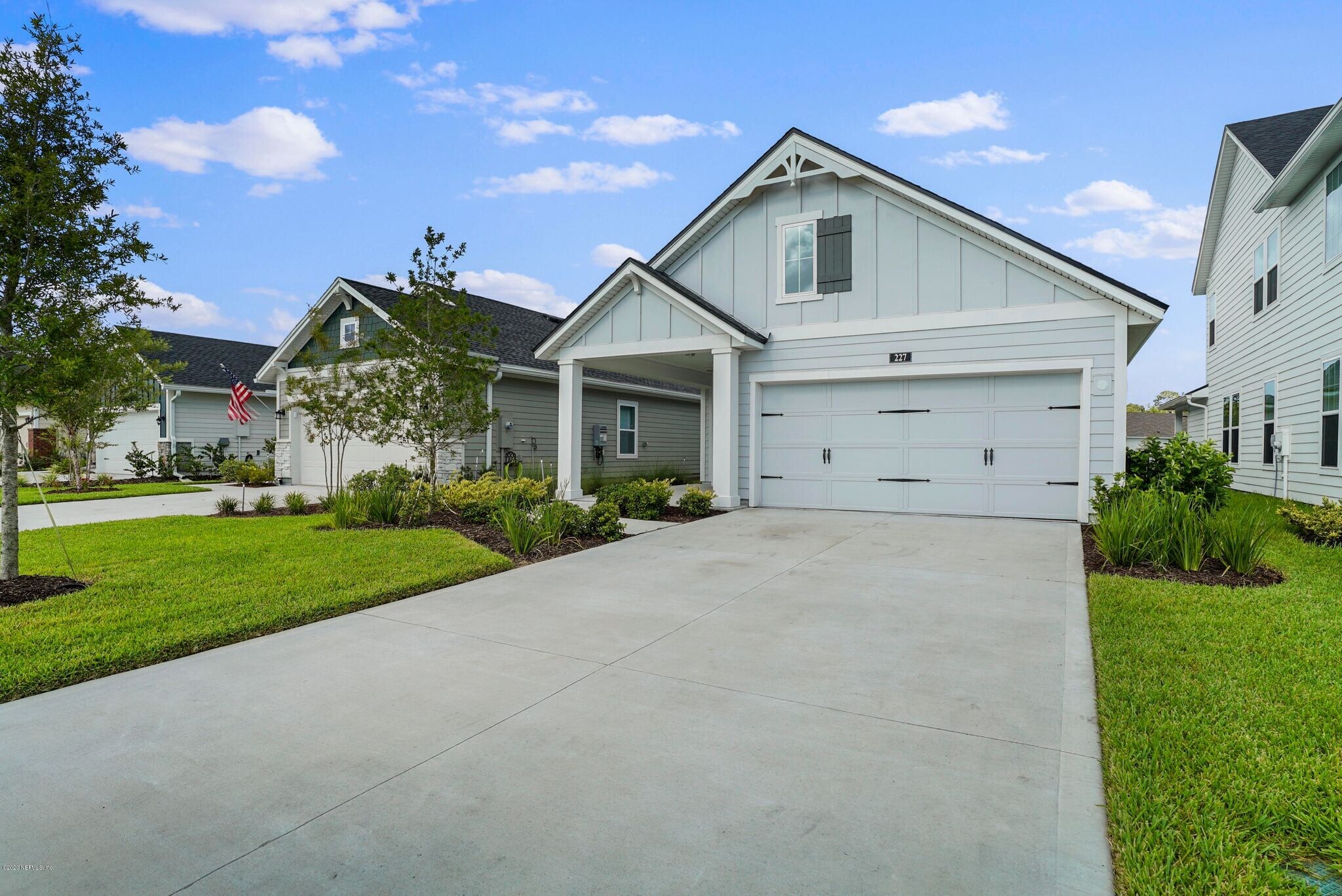 Building Photo - 227 Vista Lake Cir