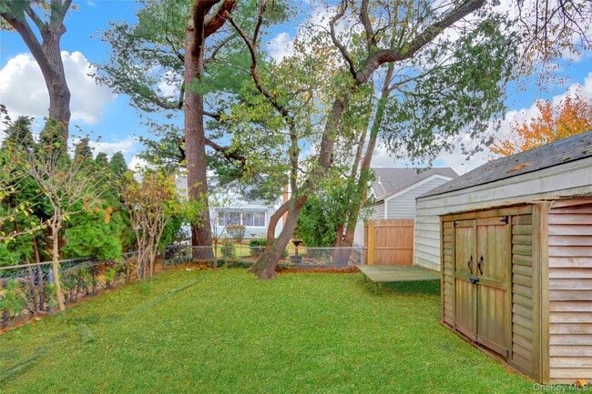 Building Photo - 330 Harvard Rd