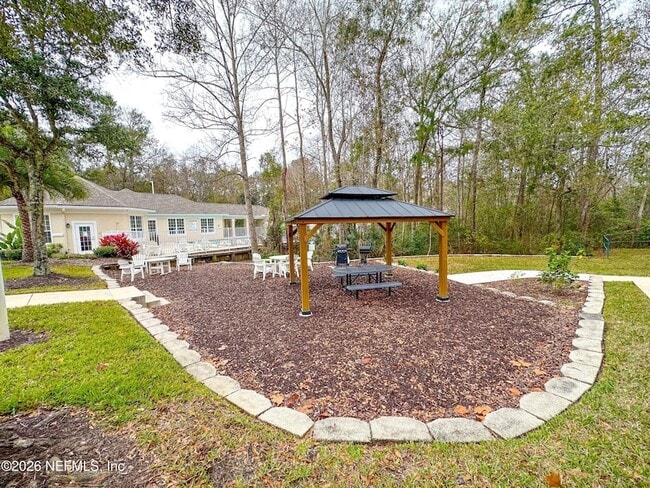 Building Photo - 8601 Beach Blvd