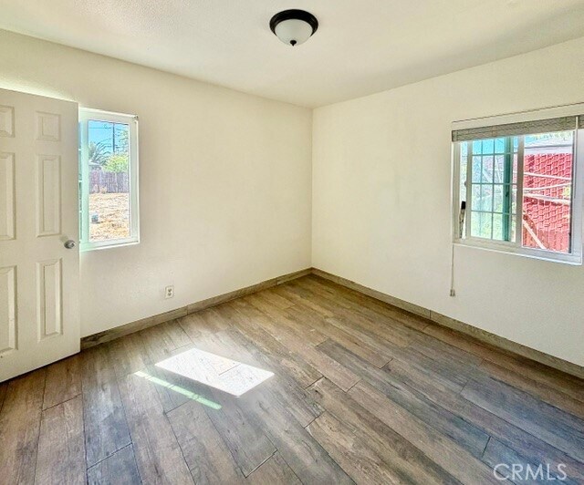 Building Photo - 9492 Evergreen Ln