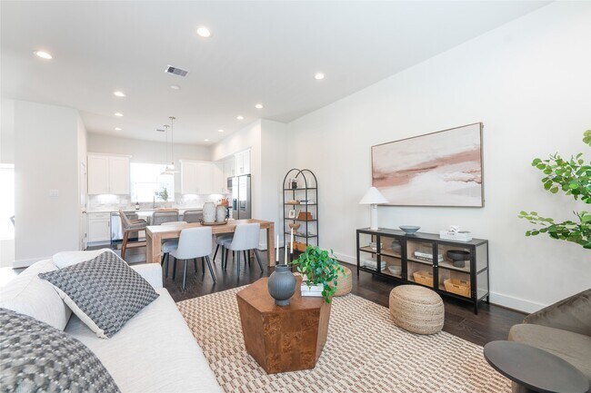 Building Photo - 5502 Wheatley St