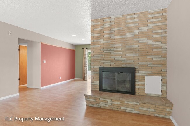 Building Photo - 4780 Cody Ave