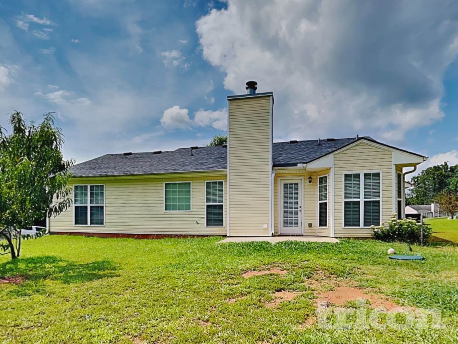 Building Photo - 745 Remington Cir