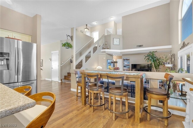 Building Photo - 3824 Sunking St