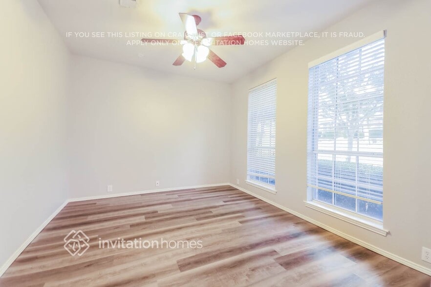 Building Photo - 1270 Stanford Dr