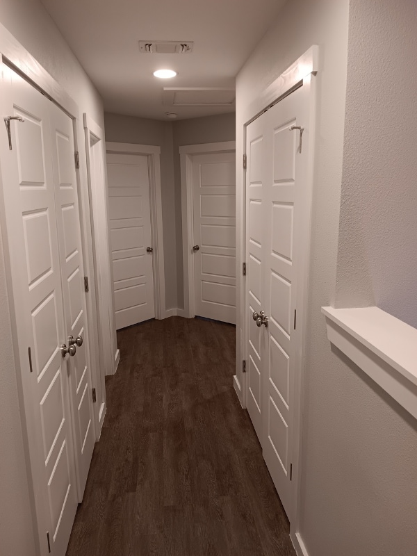 Building Photo - 3320 Robin Ln