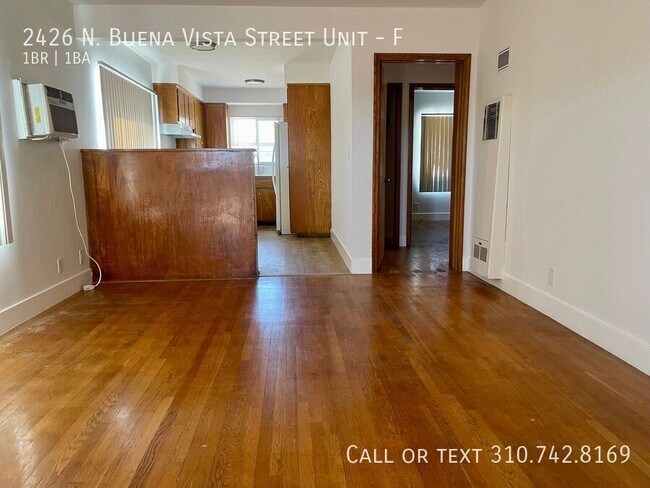 Building Photo - 2426 N Buena Vista St