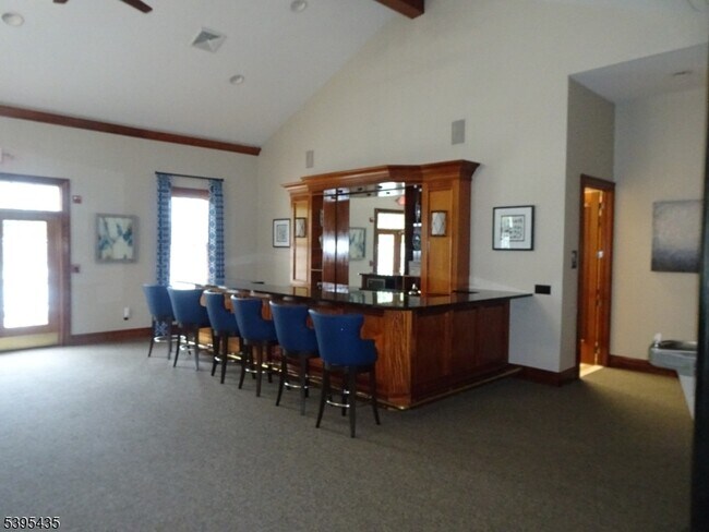 Building Photo - 112 Limerick Ln