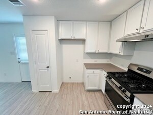 Building Photo - 736 Bullsnake Trl