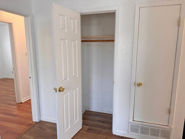 Building Photo - 3 Bed 1.5 Bath Home Close to Sheppard AFB!