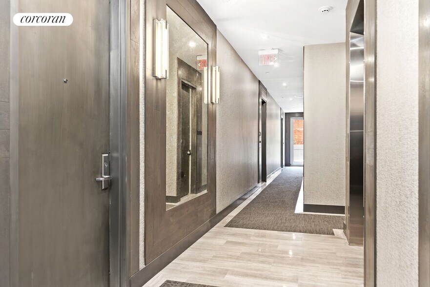 Building Photo - 322 Gates Ave