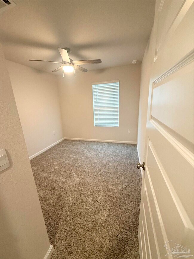 Building Photo - 4335 Redbay Ct