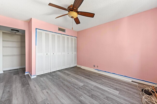 Building Photo - 4080 Tivoli Ct