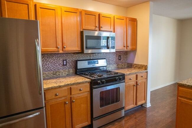 Building Photo - 5036 Ivyvine Blvd