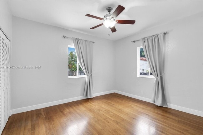 Building Photo - 1711 SW 14th Terrace
