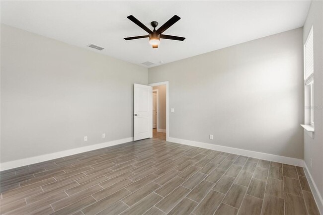 Building Photo - 149 Golf Aire Blvd