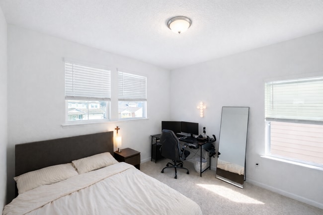 Building Photo - 268 Twilight Ln