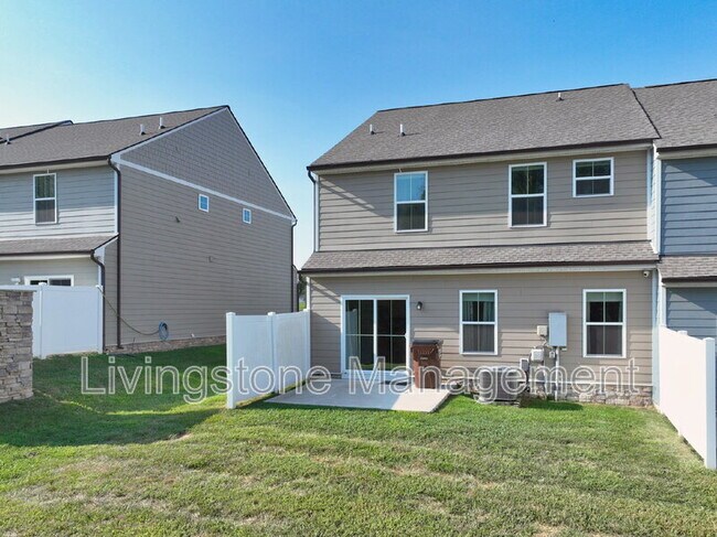 Building Photo - 1472 Carderock Springs Dr
