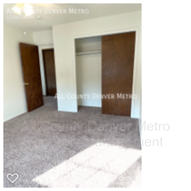 Building Photo - 8396 W 87th Dr