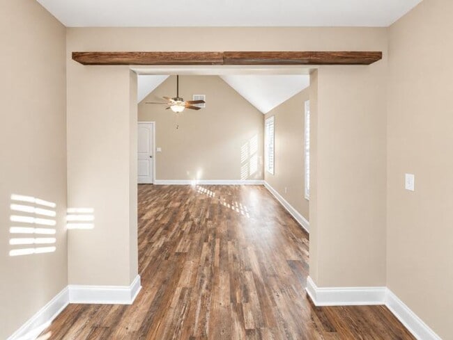 Building Photo - 1233 Black Oak Cir