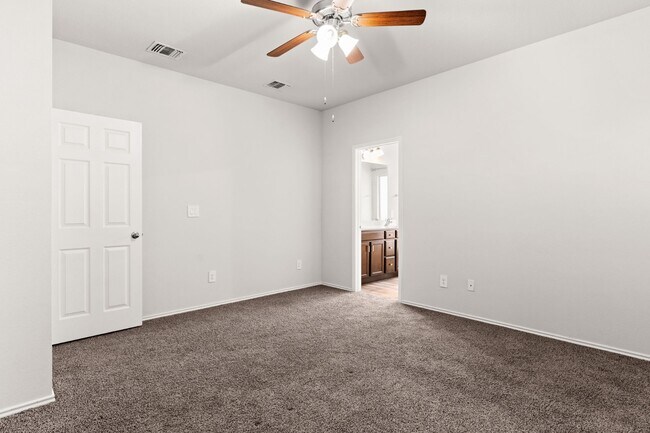 Building Photo - 3033 Wigeon Wy