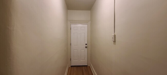 Building Photo - 29 ROOSEVELT Ave