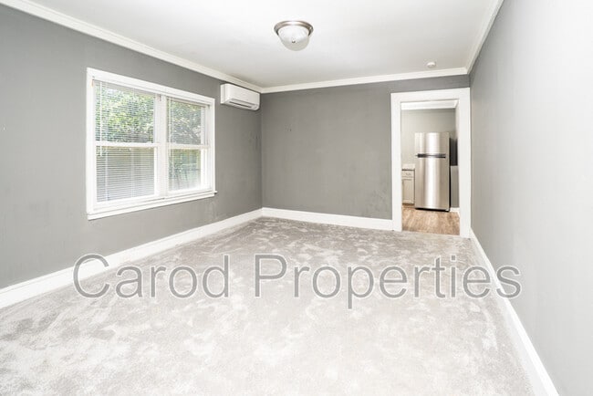 Building Photo - 136 Powder St SW