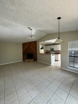 Building Photo - 1652 Cedar Lake Dr