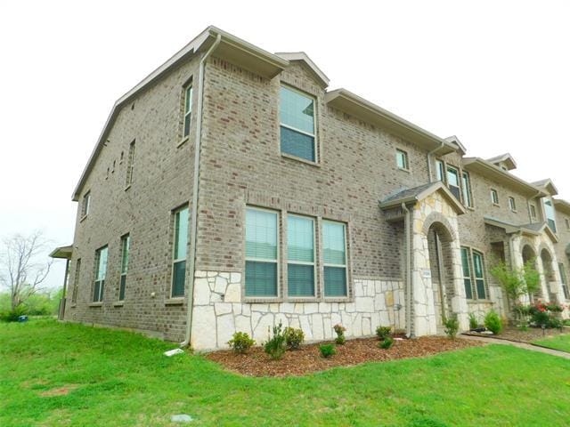 Building Photo - 3129 Solana Cir